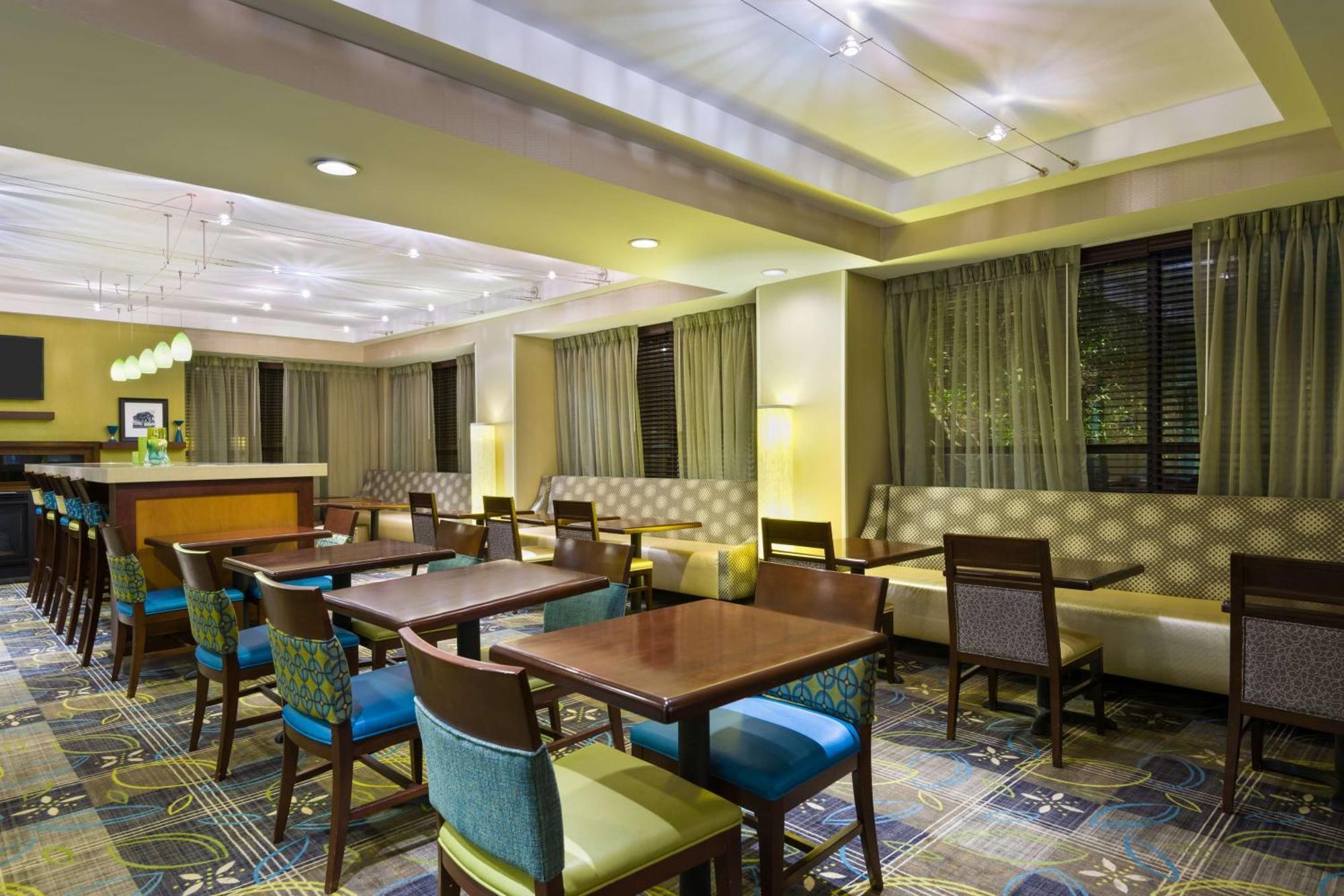 Hampton Inn Atlanta Perimeter Center Sandy Springs Exterior foto